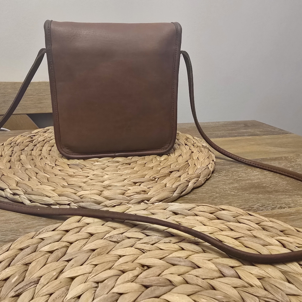 Vintage 1999 Coach Crossbody #9620 - Picture 3 of 12